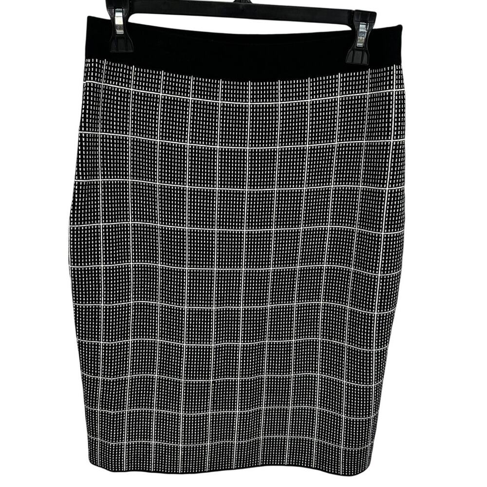 WHITE HOUSE BLACK MARKET Black & White Knit Pencil Skirt // XS